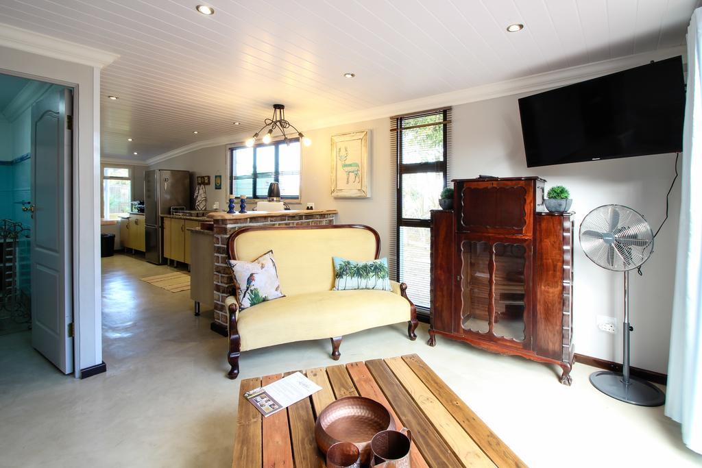 Lentelus Guesthouse ジョージ エクステリア 写真