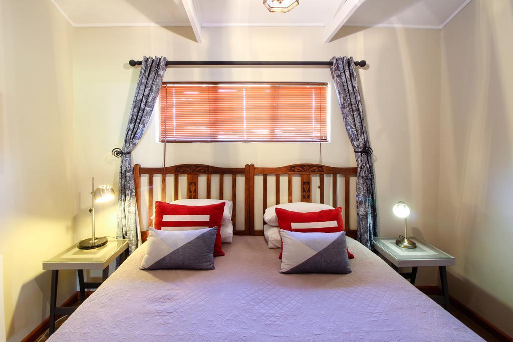 Lentelus Guesthouse ジョージ エクステリア 写真